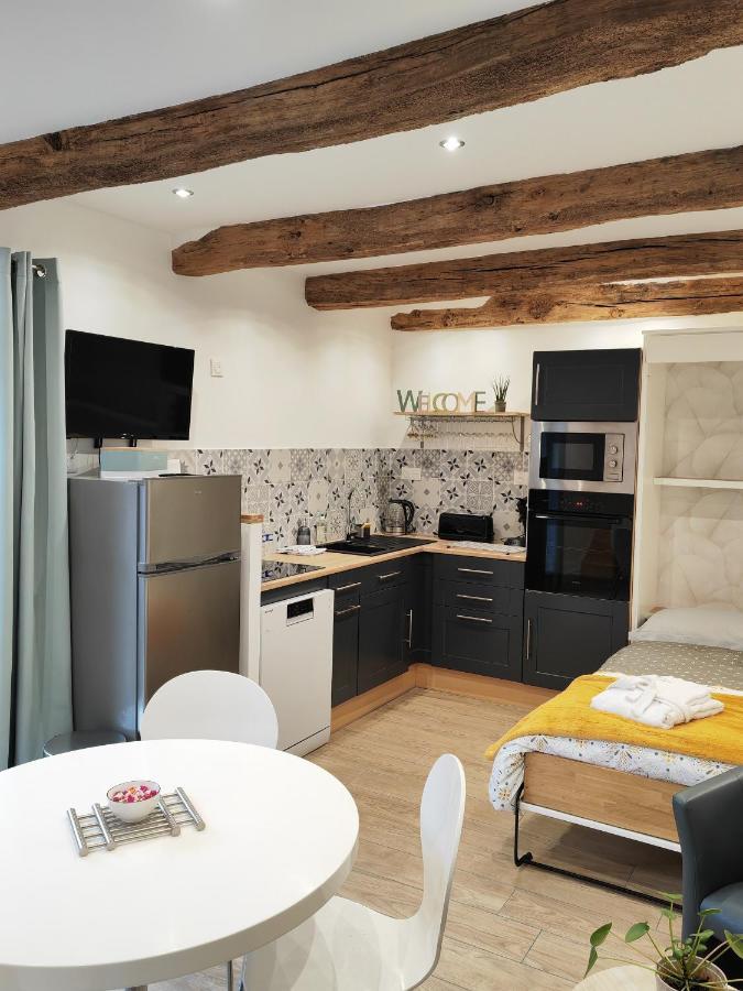 A La Memoire De Merlin & Spa Saint-Malon-sur-Mel 外观 照片