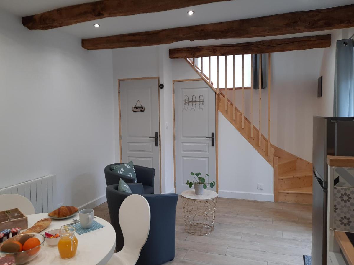 A La Memoire De Merlin & Spa Saint-Malon-sur-Mel 外观 照片