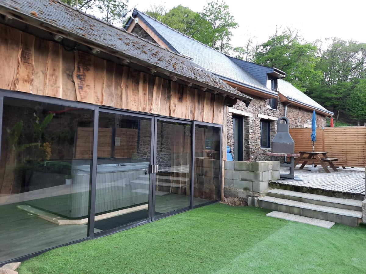 A La Memoire De Merlin & Spa Saint-Malon-sur-Mel 外观 照片